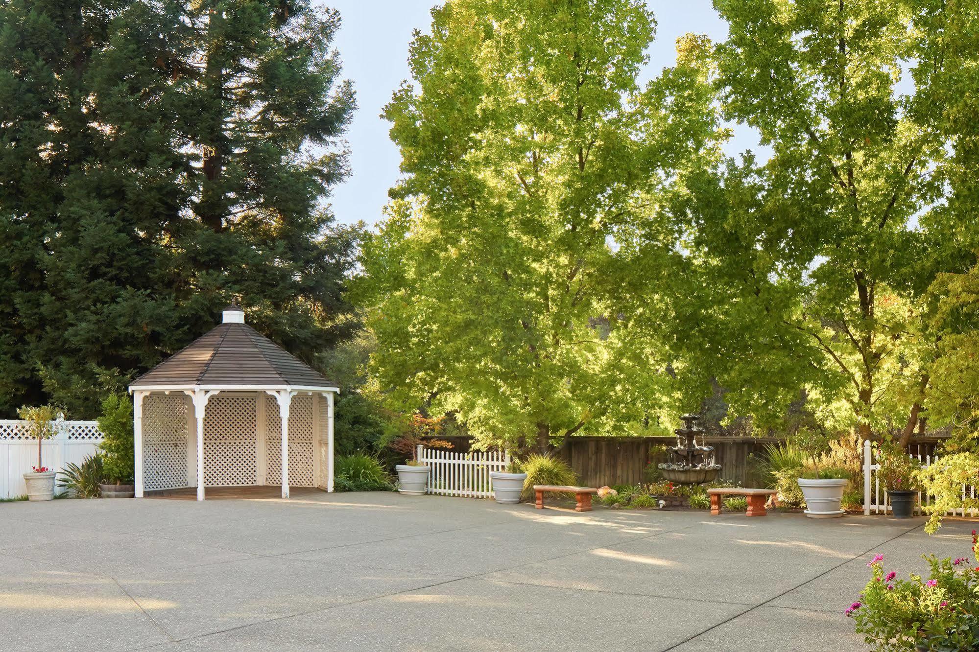 Lake Natoma Inn Folsom Exteriér fotografie